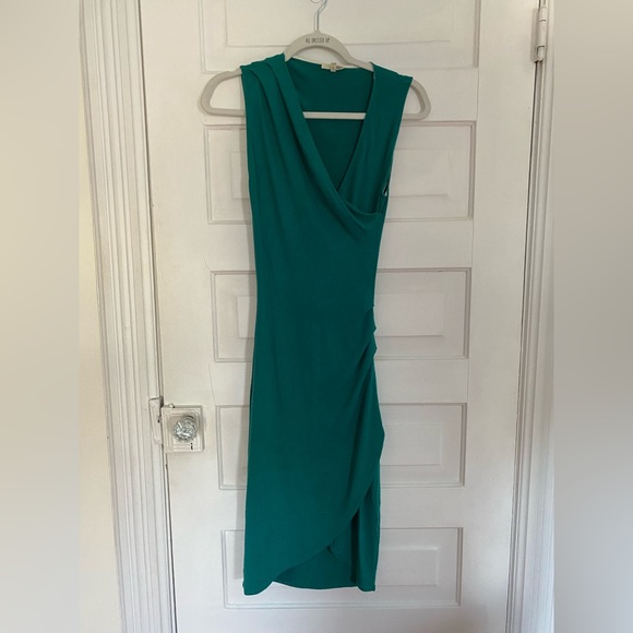 Wilfred Ariztia Dress - Picture 2 of 2